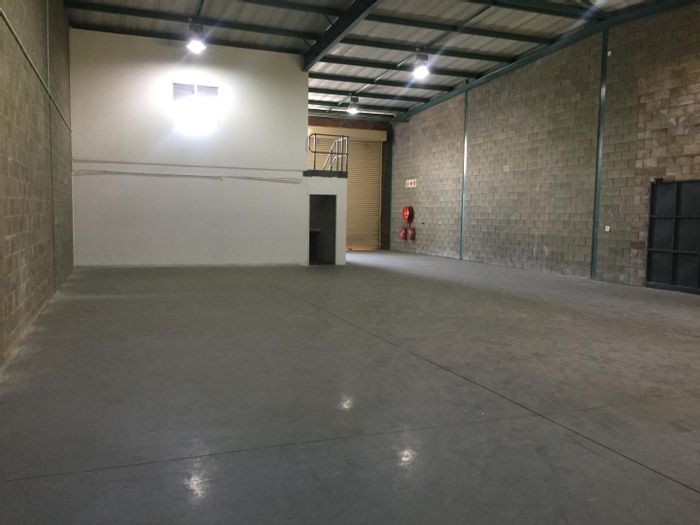 Property #2208401, Industrial rental monthly in Linbro Park