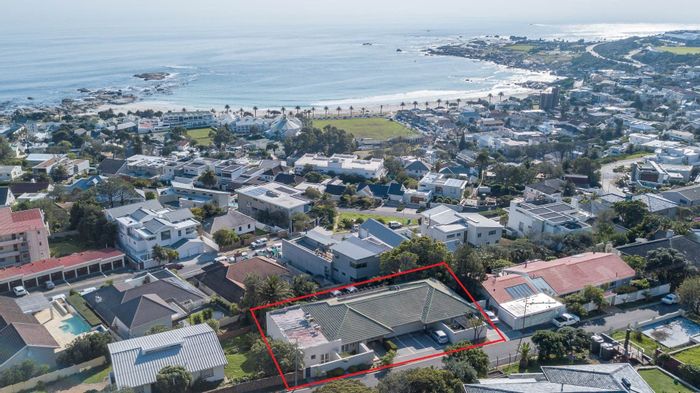 Property #1104302, Business pending sale in Camps Bay