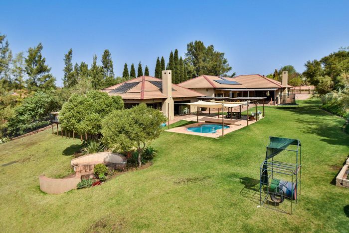 Property #2415999, House For Sale in Grootfontein Country Estates