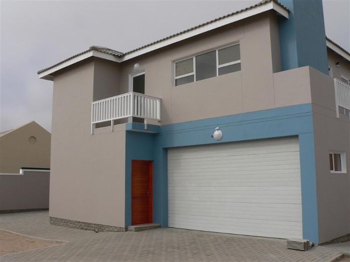 Property #2146354, House for sale in Swakopmund Ext 15