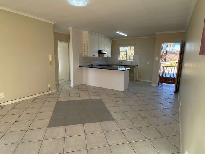 For Sale: Spacious 2-Bedroom Apartment in Rooihuiskraal North with Great Amenities!