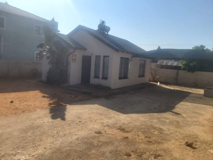Property #2157981, House pending sale in Olievenhoutbosch A H
