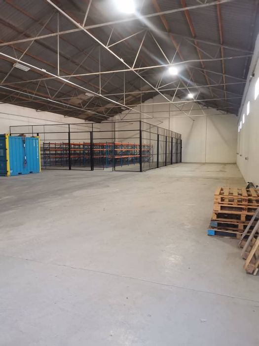 690sqm Industrial Warehouse with Office Space To Rent in Walvis Bay Central.