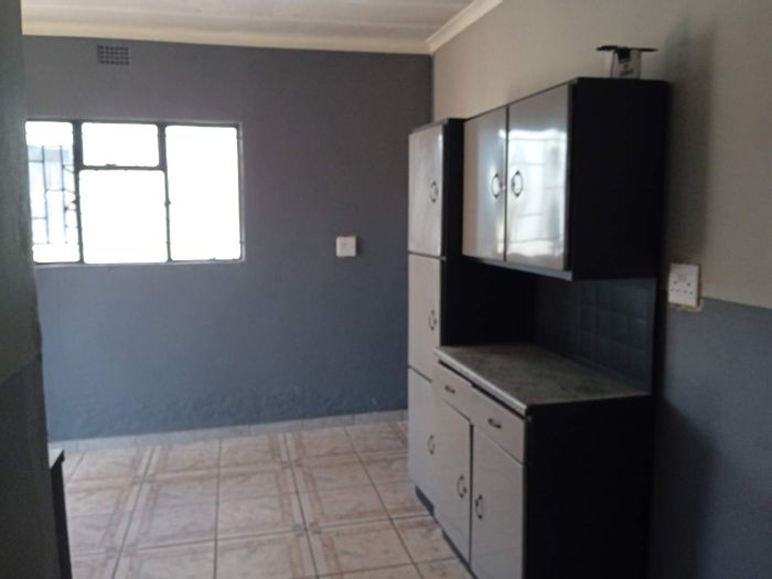 Property #2189382, House rental monthly in Moleleki Ext 3