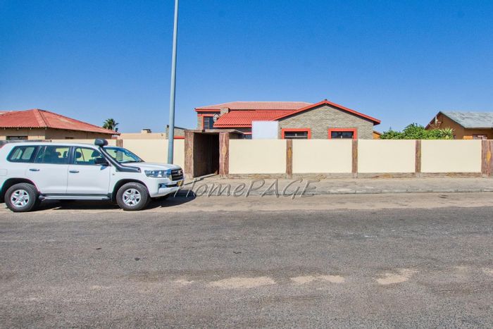 Property #2027611, House for sale in Walvis Bay Central