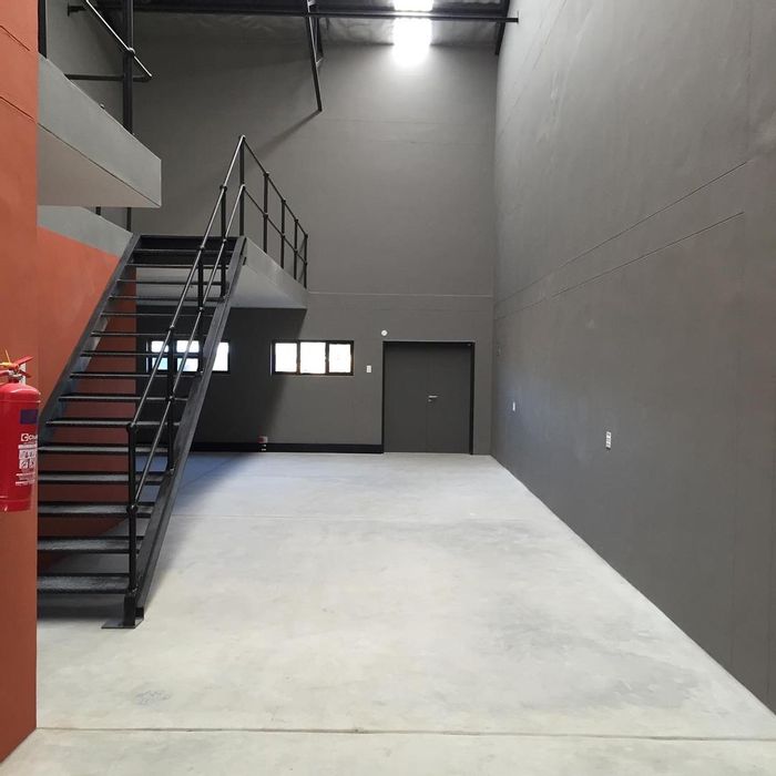 For Sale: Industrial warehouse in Prosperita with courtyard, loading zone, and office space.