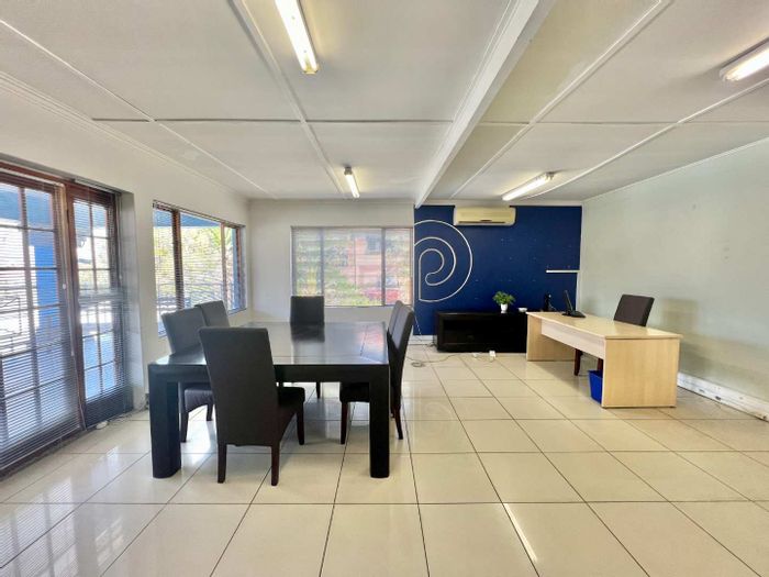 For Sale: Office in Windhoek Central, features classrooms, boardroom, and parking.