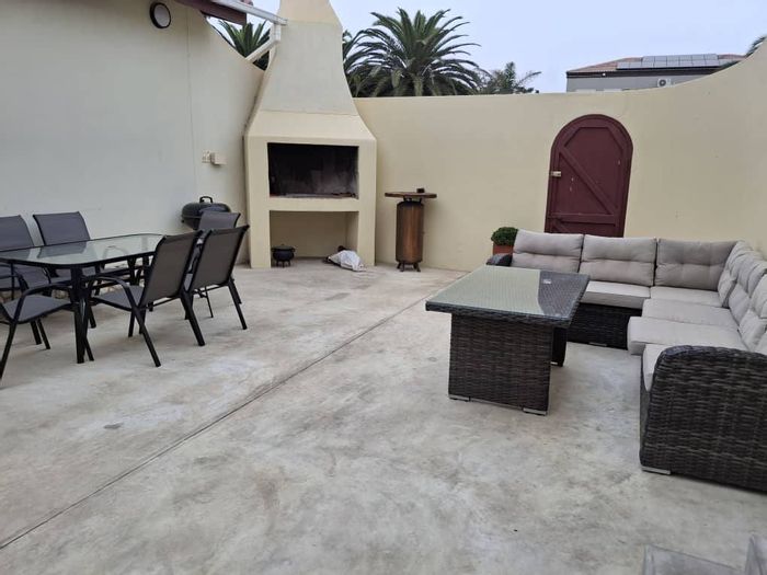 For Sale: 4-Bedroom House with Double Garage, 200m from Beach, Swakopmund Central.