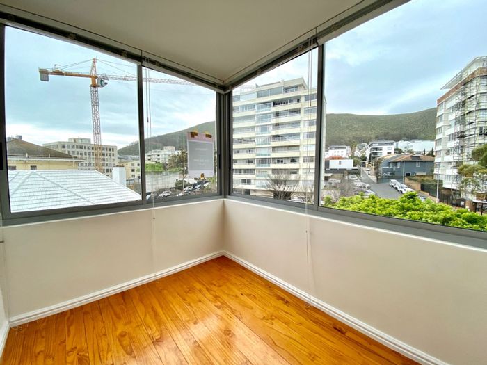 Property #1396594, Apartment sold in Sea Point