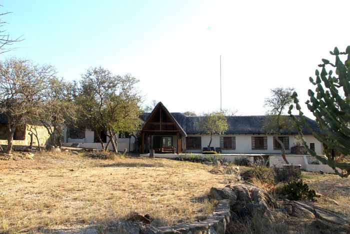 Property #2170786, Game Farm Lodge for sale in Ndlovumzi Nature Reserve