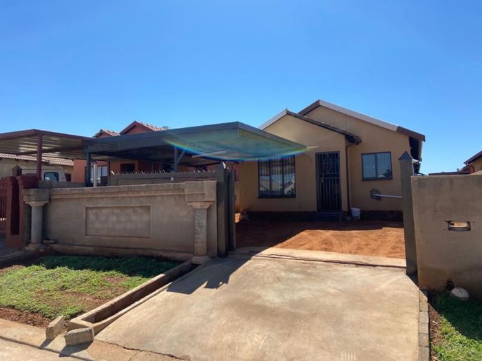 Property #1446487, House for sale in Soshanguve East Ext 4