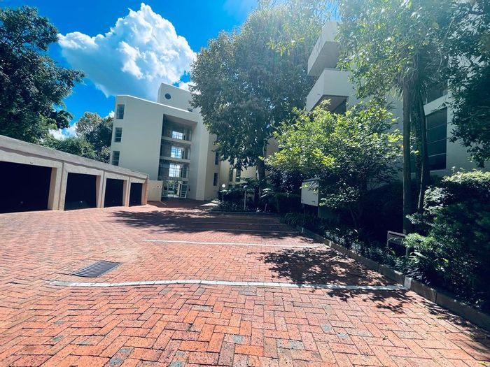 1-Bedroom Apartment in Sandhurst with balcony, garage, pool, and security. To Rent.