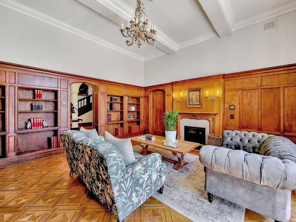 Common area at Greenways Manor House - the library