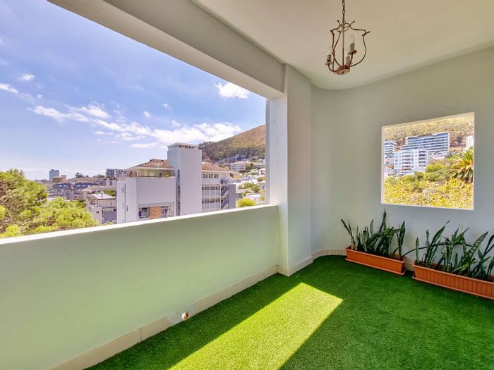 Property #2215391, Apartment for sale in Sea Point