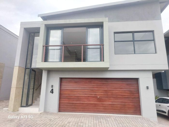Property #2389029, Townhouse Rental Monthly in Palm Lakes Estates