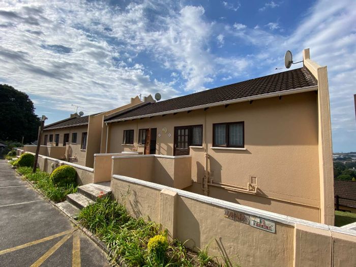 Property #2151895, Apartment rental monthly in The Wolds