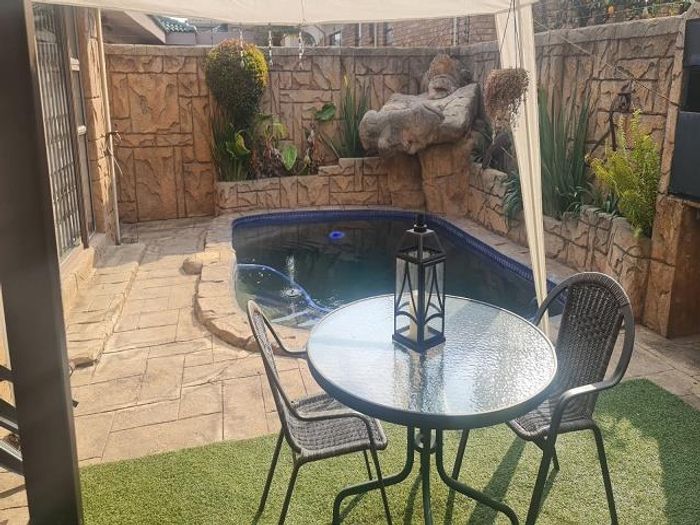 Property #2186938, Cluster Rental Monthly in Bartlett