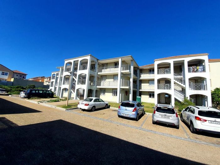 Property #1403912, Apartment sold in Muizenberg Central