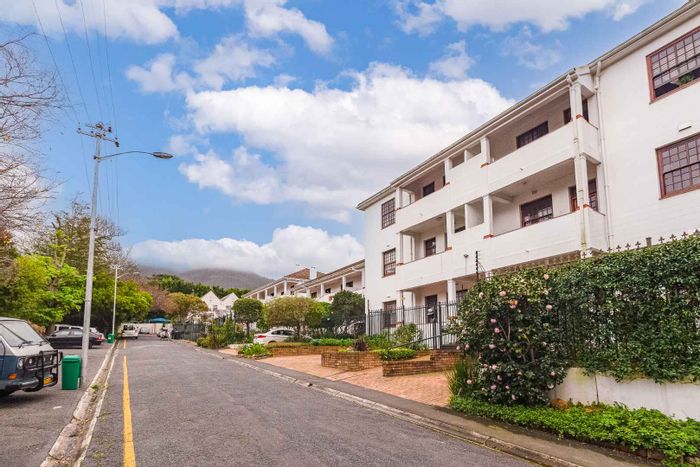 Property #2158368, Apartment sold in Rondebosch