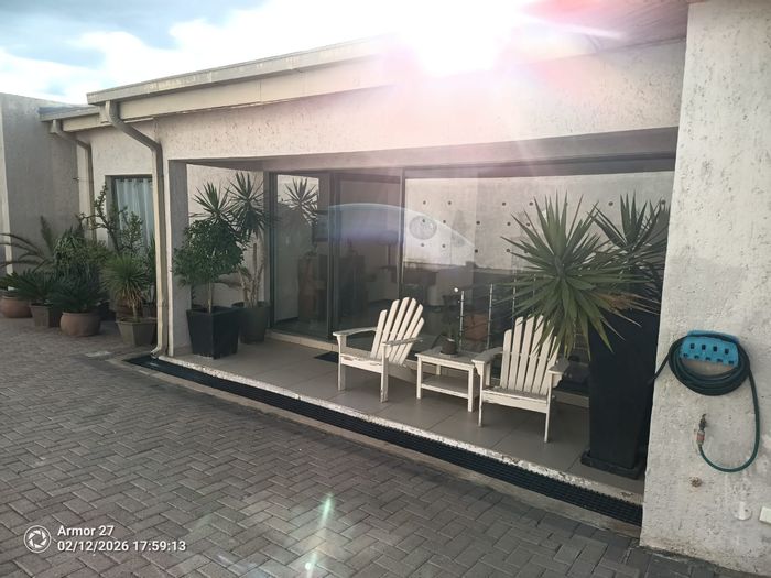 Property #2468623, Townhouse Rental Monthly in Kleine Kuppe