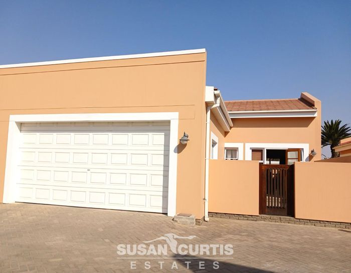 Townhouse For Sale in Swakopmund Central: 2 Bedrooms, 2 Bathrooms, 2 Garages.