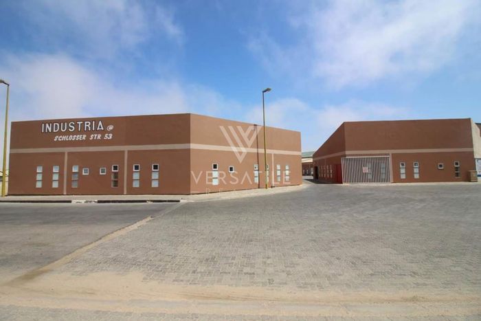 Industrial unit for sale in Swakopmund Industrial: 64m2, storage, kitchenette, secure.