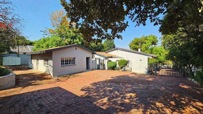3-Bedroom House with Flatlet and Redevelopment Potential – Bryanston East, For Sale