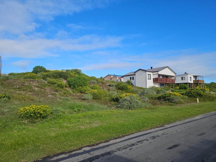 Pearly Beach Vacant Land For Sale: 756 m², walk to beach, mountain views.