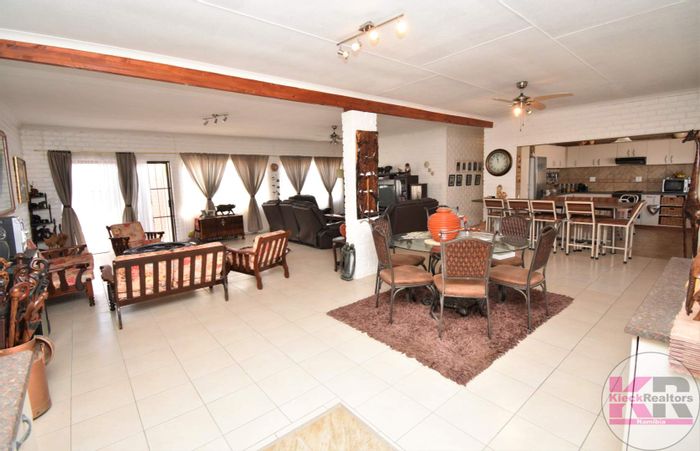 Property #2094236, House for sale in Henties Bay
