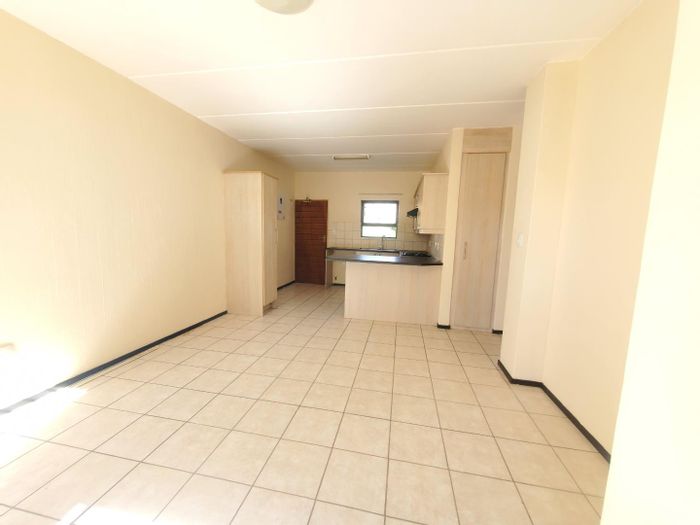 For Sale: 2-Bedroom Apartment in North Riding with Secure Parking and Energy Efficiency.