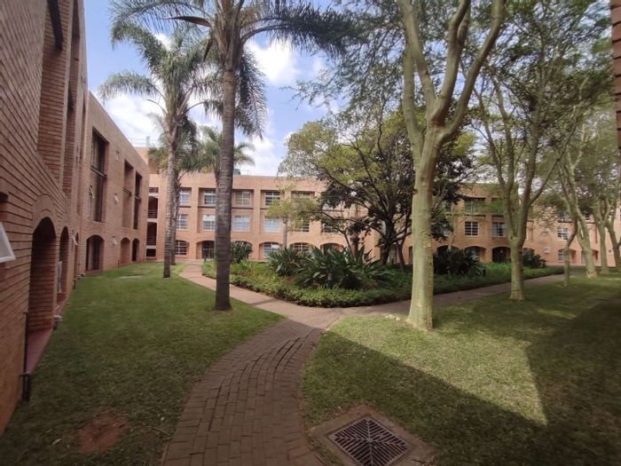 Property #2238549, Apartment rental monthly in Hatfield