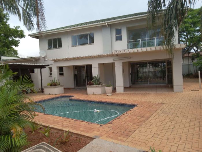 House To Rent in Sunningdale: 4 beds, pool, patio, double garage, staff quarters.