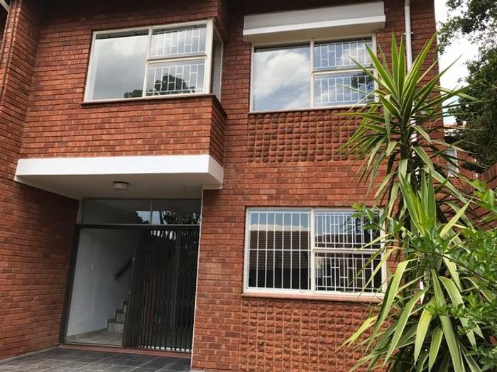 Property #2028193, Townhouse sold in Constantia Park