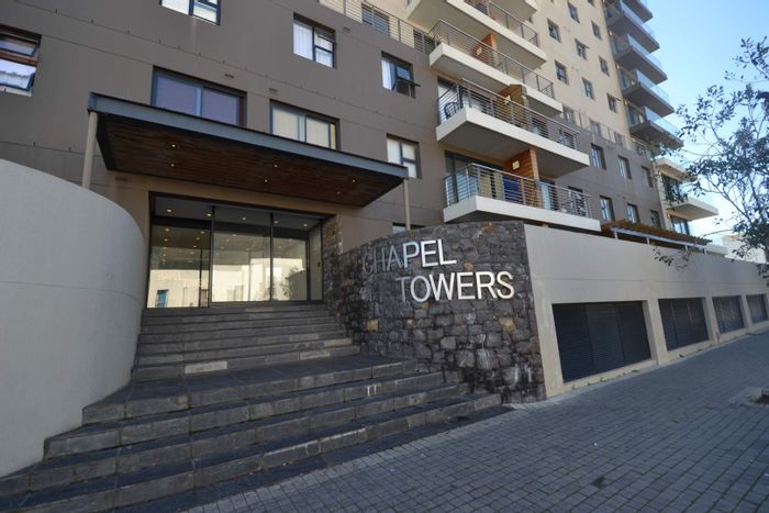 Chapel Towers Apartment in Zonnebloem For Sale: Rooftop pool, gym, secure parking.