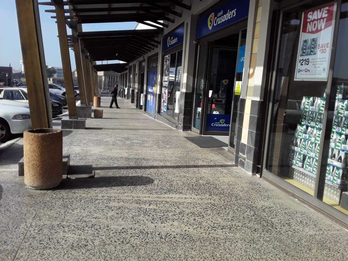 Retail unit to rent in Kirstenhof, located at Tokai Junction shopping centre.