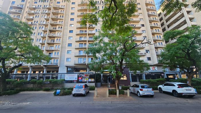 Property #2402535, Apartment For Sale in Hatfield