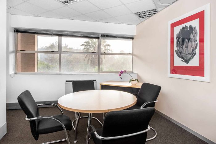 Office To Rent in Parktown: Private space, shared amenities, on-site parking available.