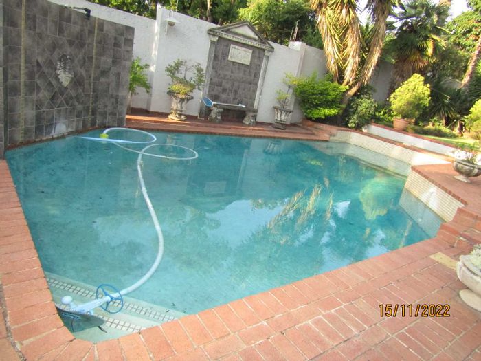 Bramley 13 Houses for sale