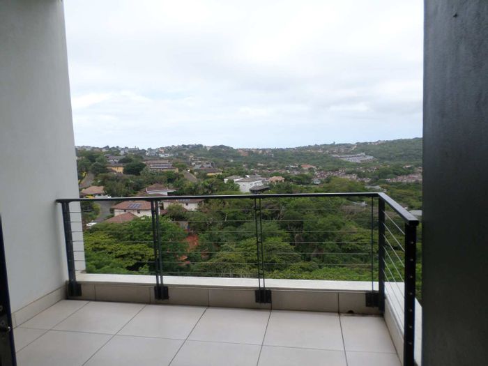 Stunning Top Floor Apartment For Sale in Seaward Estate with Spectacular Views