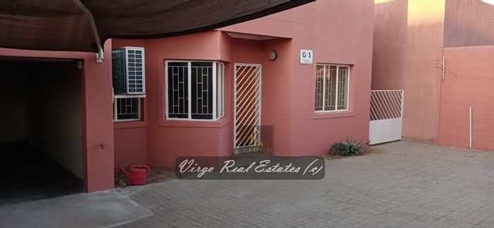 For Sale: House in Dorado Park with 3 bedrooms, garage, and security features.