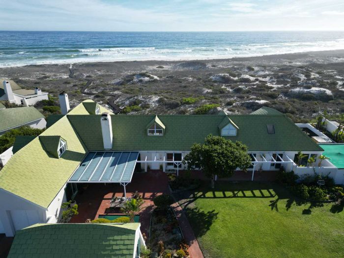 Breathtaking 6-Bedroom House For Sale, Jakkalsfontein: Uninterrupted Ocean Views.