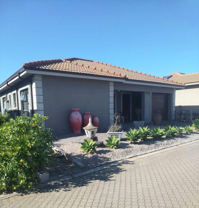 Property #2391347, House For Sale in Dana Bay