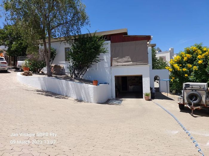 Property #2108712, House rental monthly in Luxury Hill
