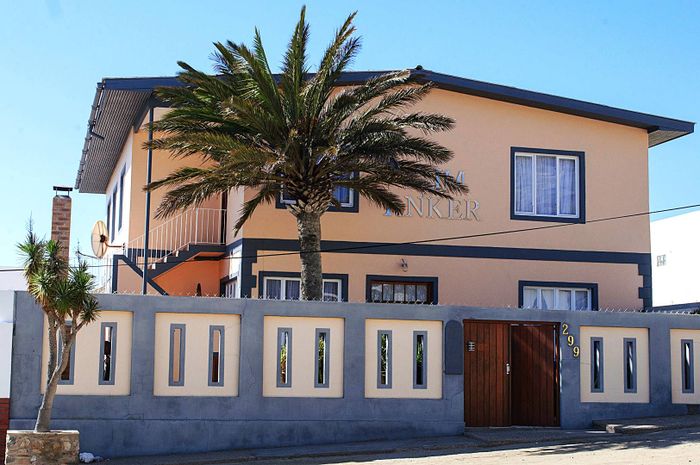 Property #2424088, Guest House For Sale in Luderitz Central