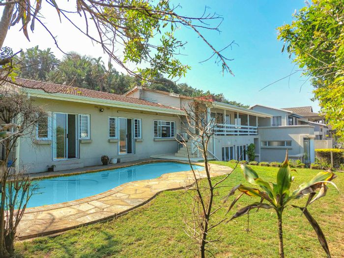 Glenashley House For Sale: Beach proximity, pool, flatlet, and spacious living areas.