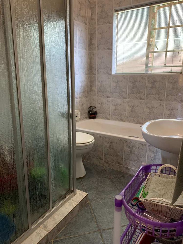 Full bathroom