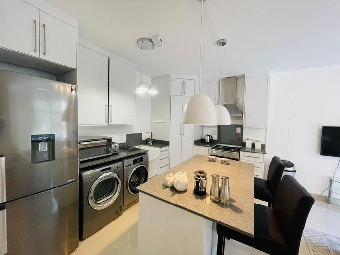 2 Bed, 2 Bath Apartment To Rent in Sandhurst with pool and security features.