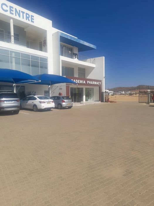 Property #2063308, Retail for sale in Academia