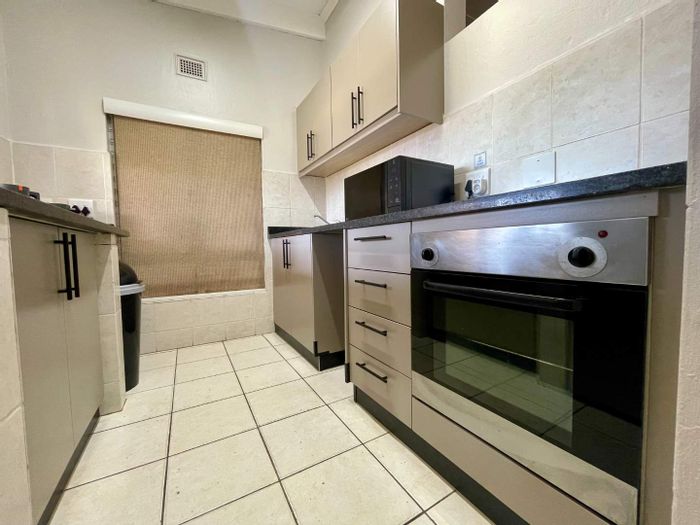 2-Bedroom Apartment To Rent in Ballito Central with pool, tennis courts, and security.