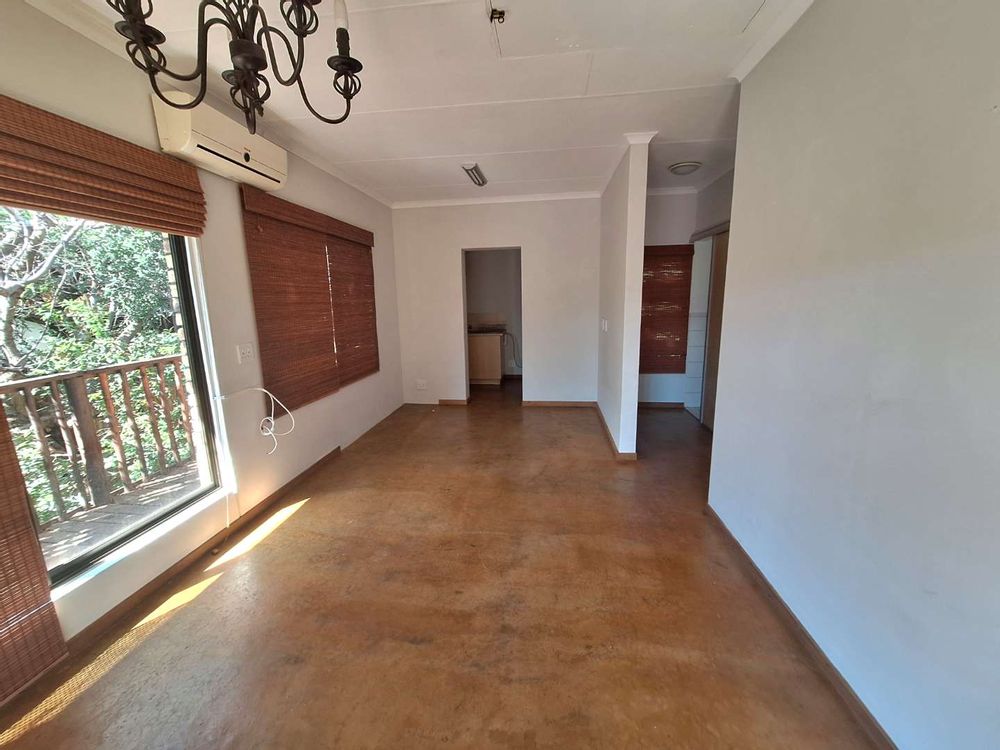 Sunny livingroom area